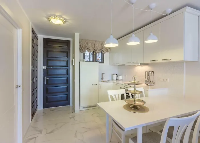 Front Line Parque Santiago 2 Lux Playa de las Americas (Tenerife)