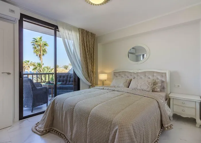 Apartment Front Line Parque Santiago 2 Lux *